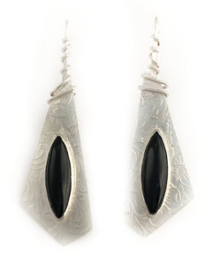 Black Onyx earring with patterned sterling on twisted wire